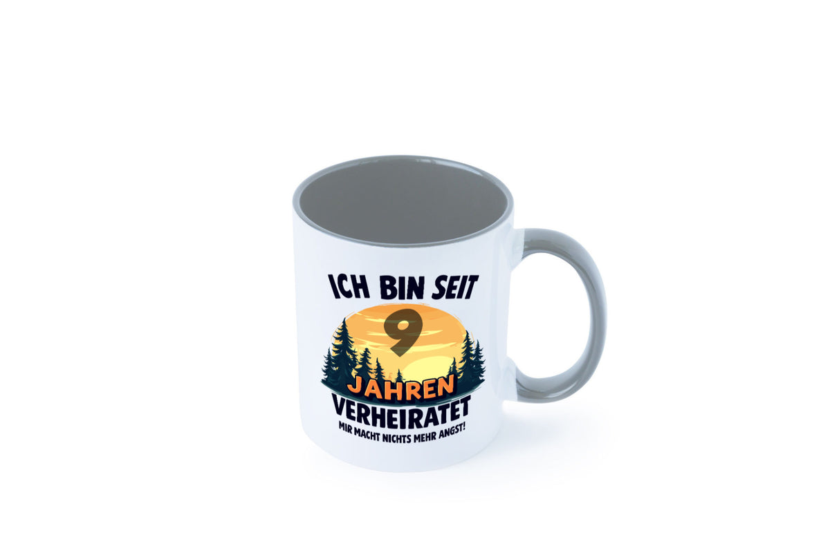 Ich bin Verheiratet | 9. Hochzeitstag Ehepaar v2 Geschenkidee Humor Tasse