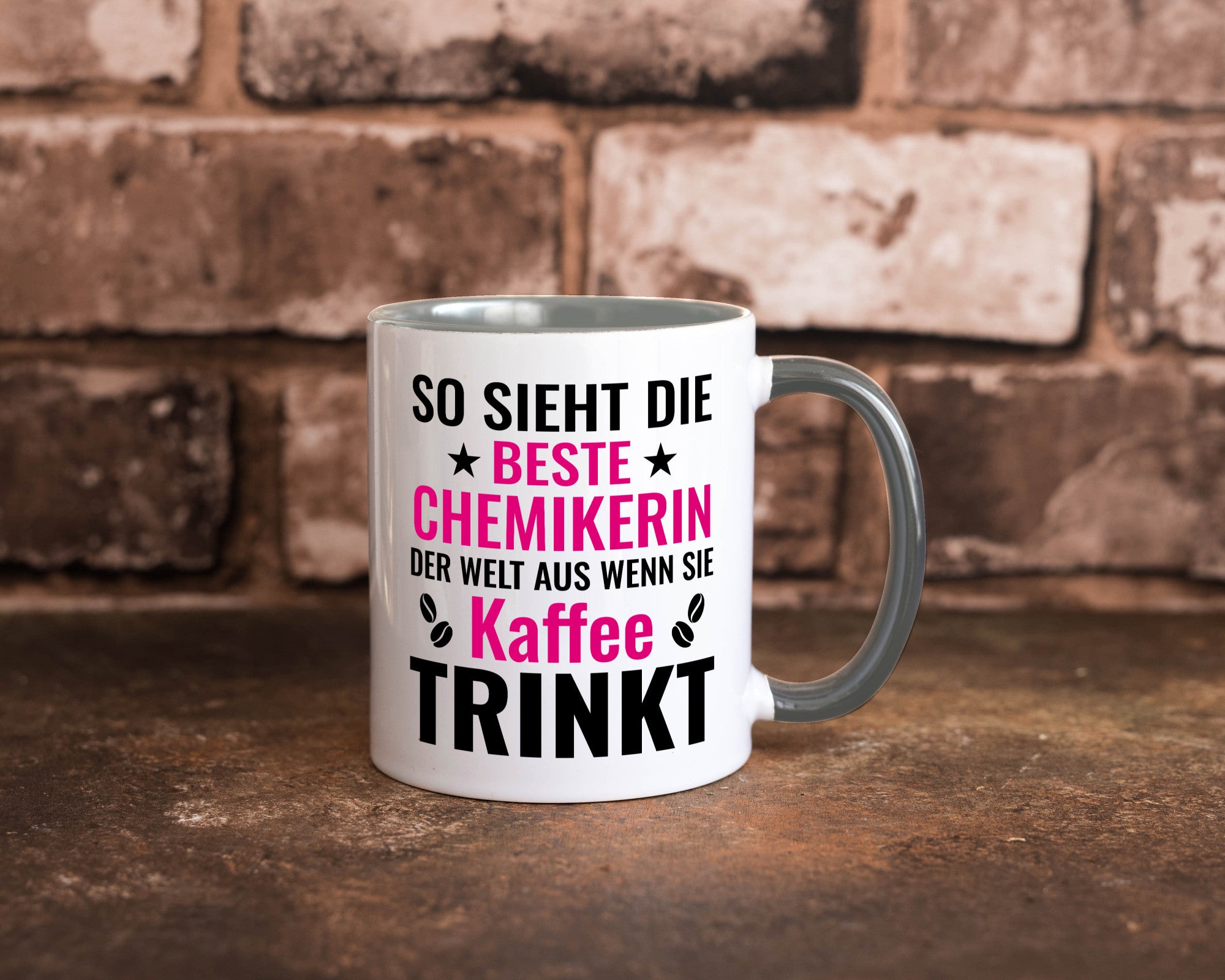 Kaffee trinkt: Chemikerin | Chemie Labor Geschenkidee Humor Tasse