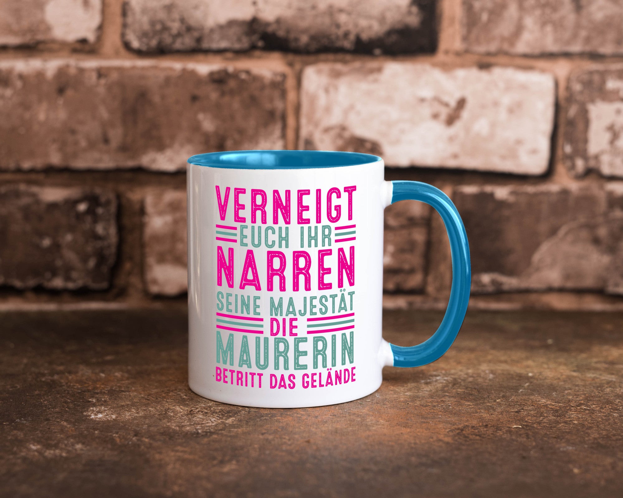 Verneigt euch: Maurerin Humor Geschenkidee Tasse