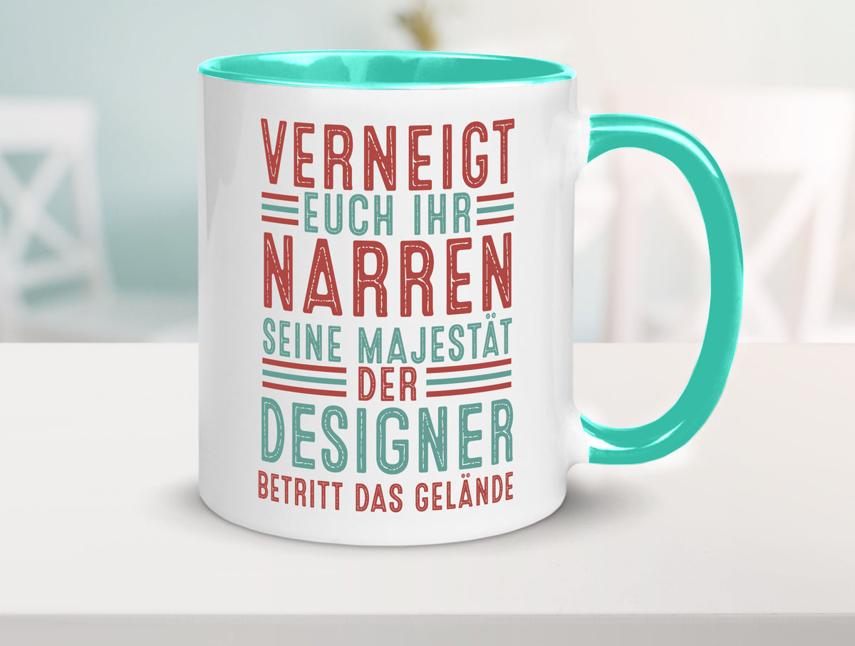 Verneigt euch: Designer Beruf | Mode v2 Humor Arbeit Kollegen Büro Geschenkidee Tasse