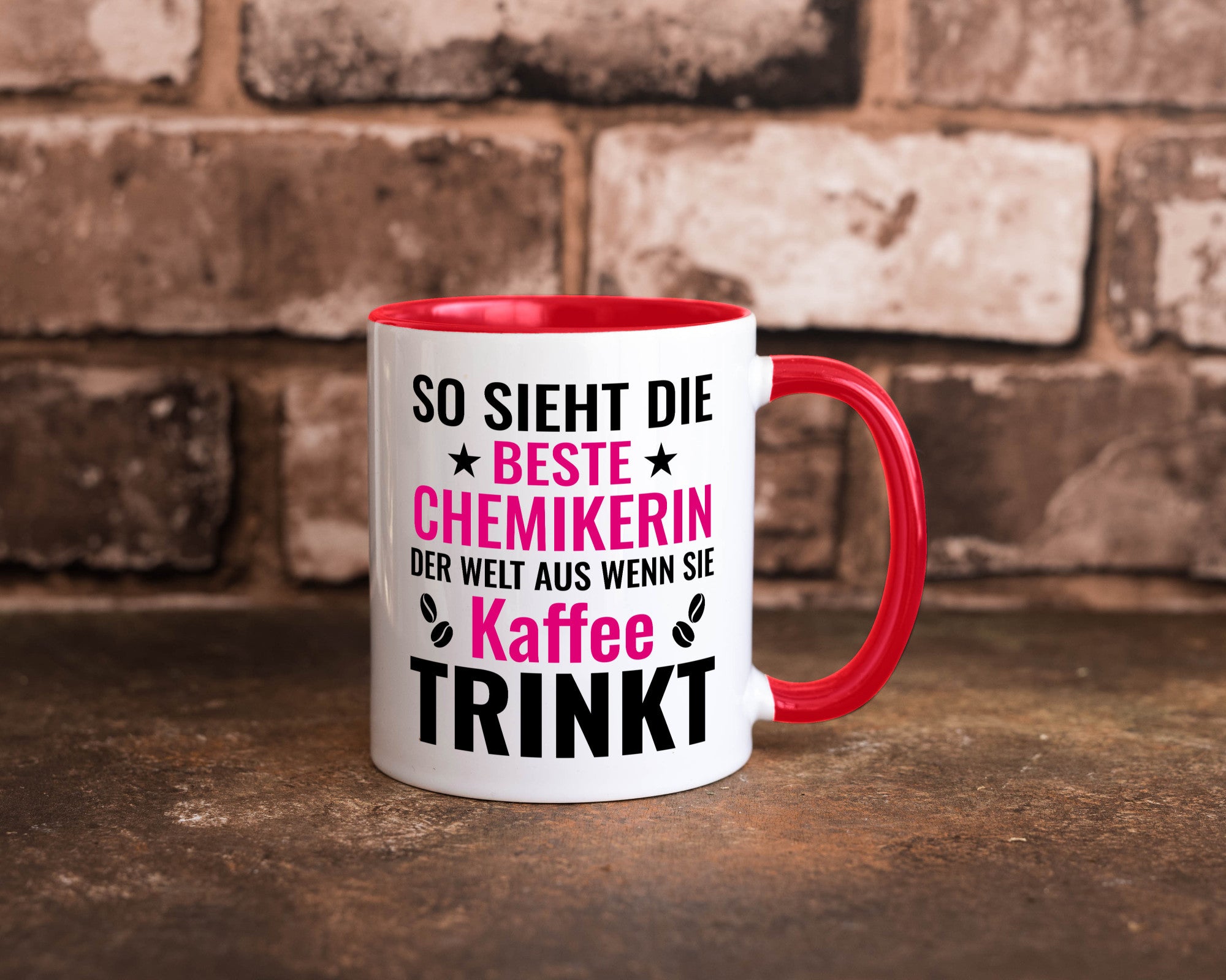 Kaffee trinkt: Chemikerin | Chemie Labor Geschenkidee Humor Tasse