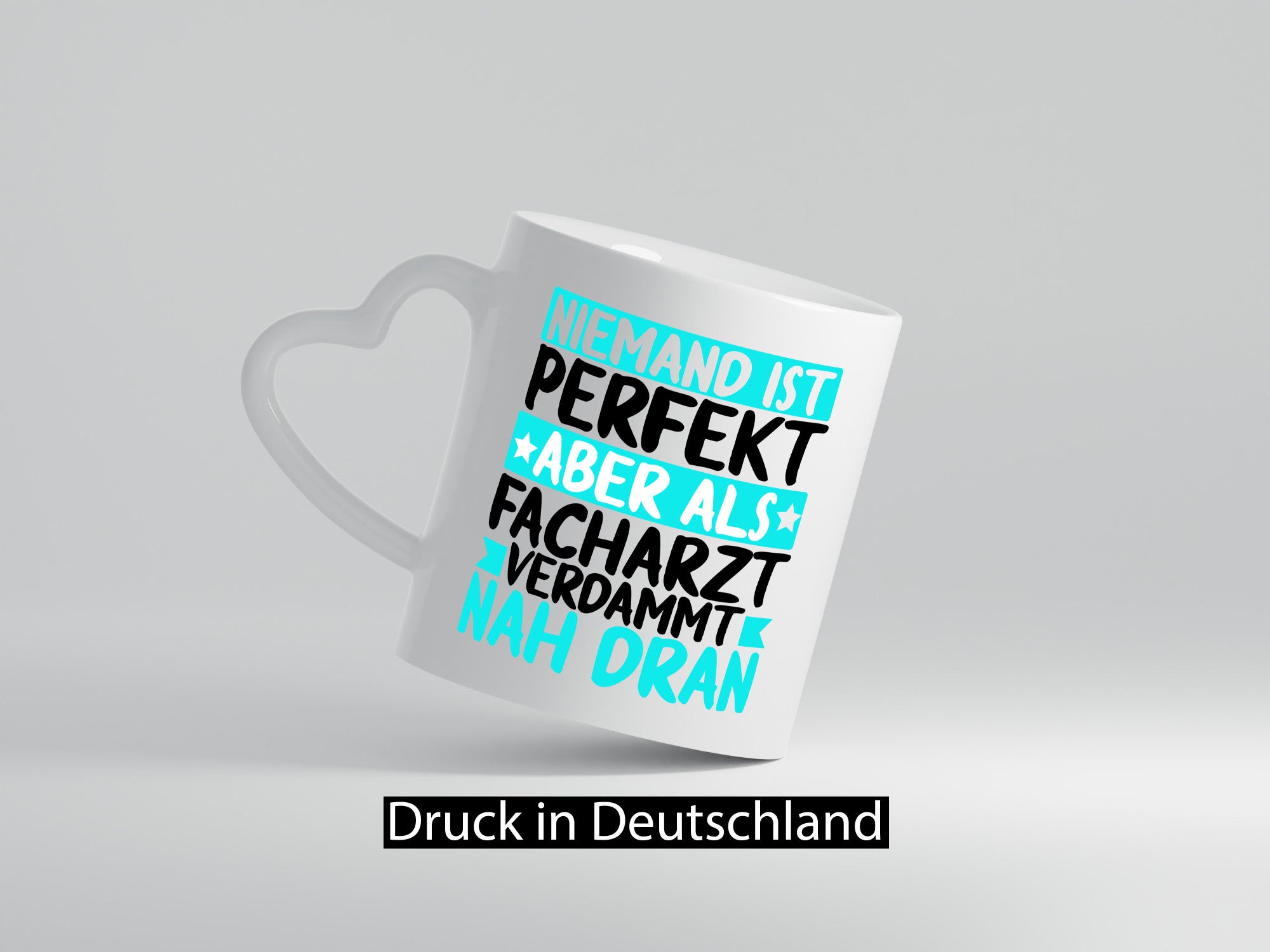 Niemand ist perfekt | Facharzt Ärzte Selbstbewusst Humor Geschenkidee Tasse