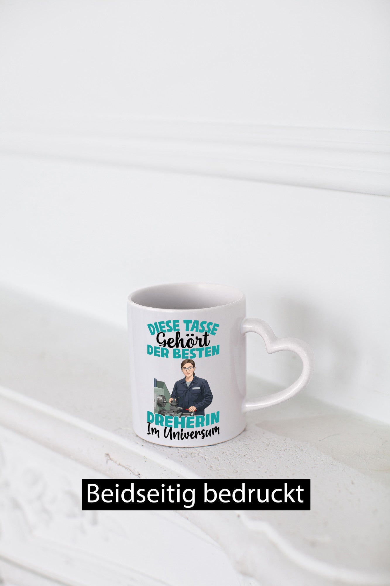 Im Universum: Dreherin | Fräser Dreher Humor Geschenkidee Tasse