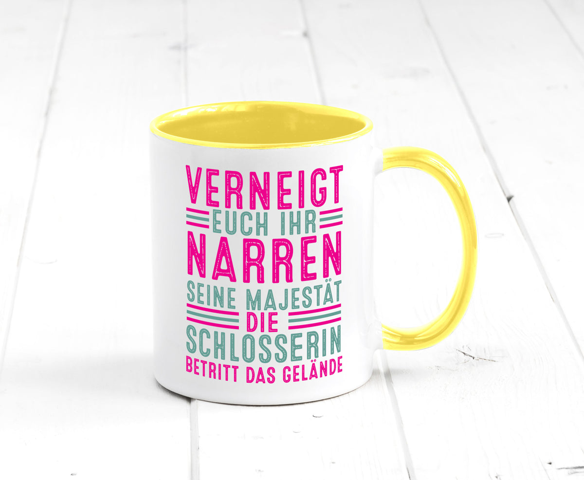 Verneigt euch: Schlosserin | Schlosserei lustiger Spruch Geschenk Humor Tasse