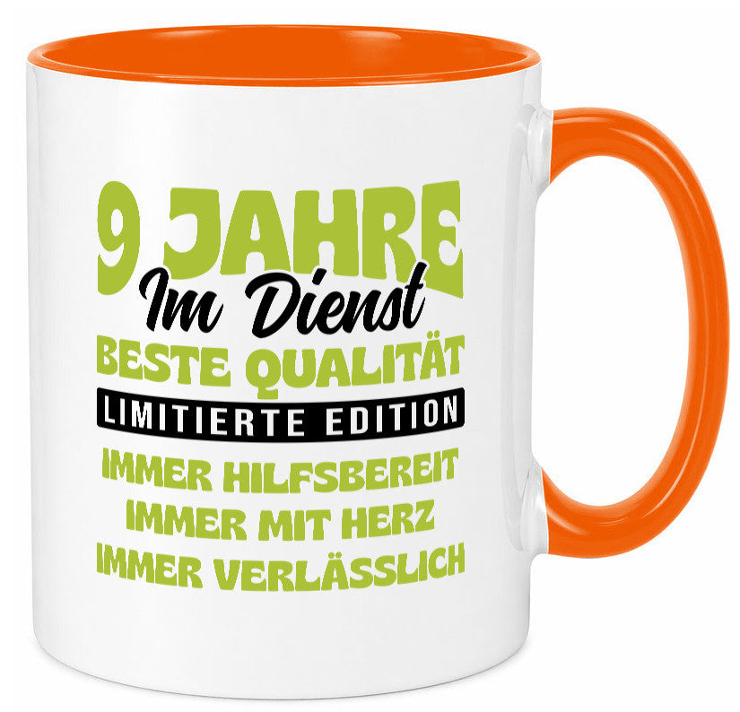 9 Jahre im Dienst | Jubiläum Arbeit v4 Geschenk Kollegen Büro lustiger Spruch Tasse