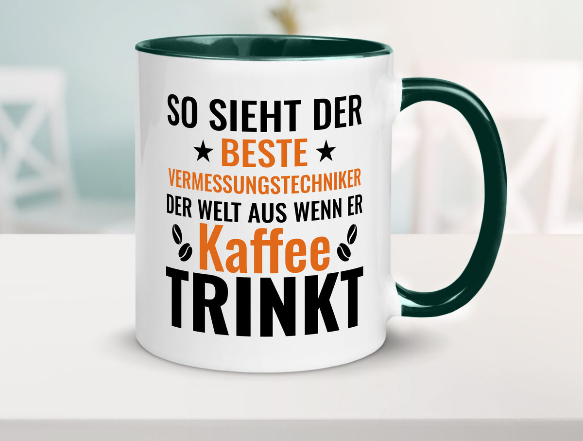 Kaffee trinkt: Vermessungstechniker | Techniker Geschenk Humor Geschenkidee Tasse