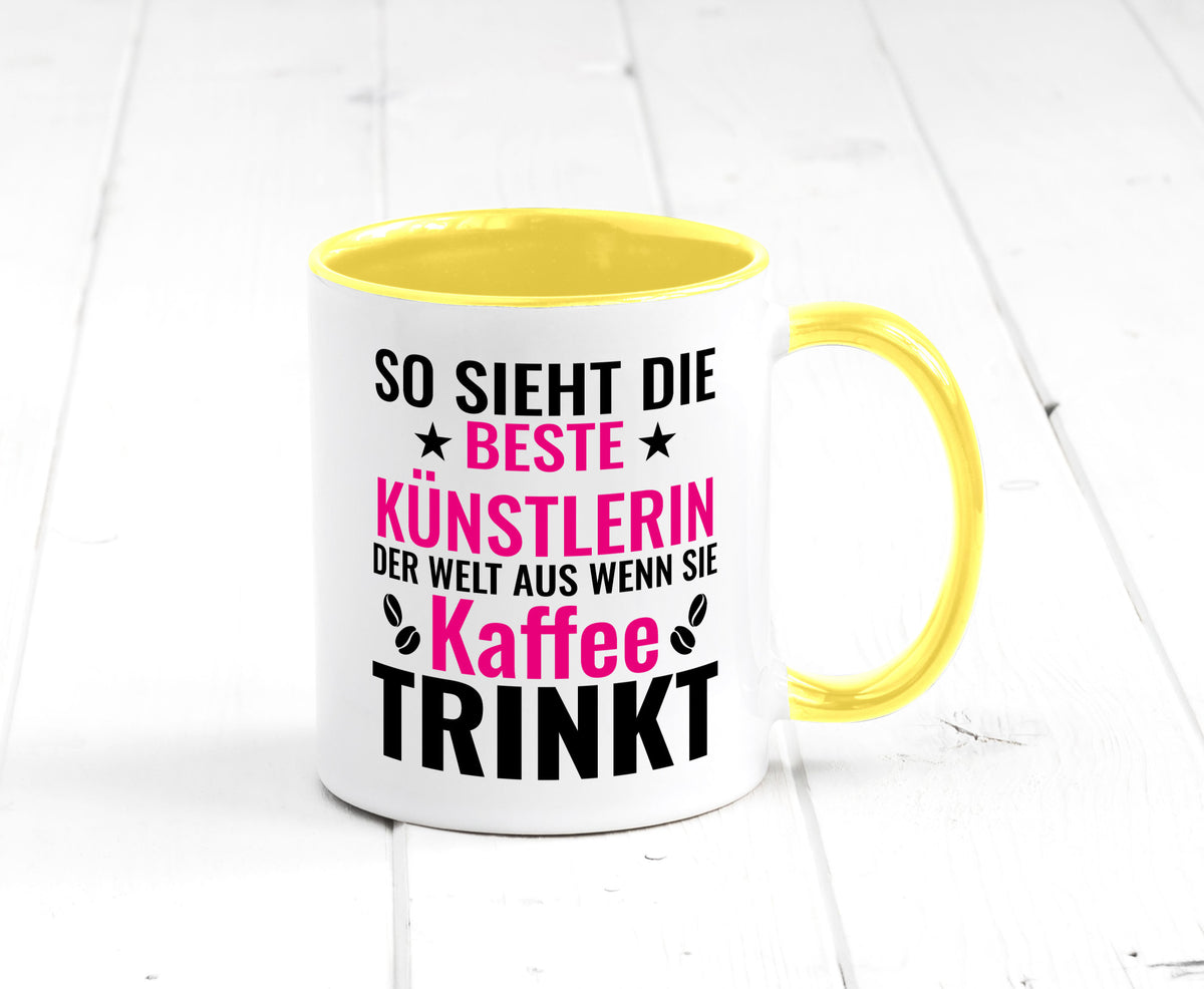 Kaffee trinkt: Künstlerin | Kunst Geschenk Humor Geschenkidee lustiger Spruch Tasse