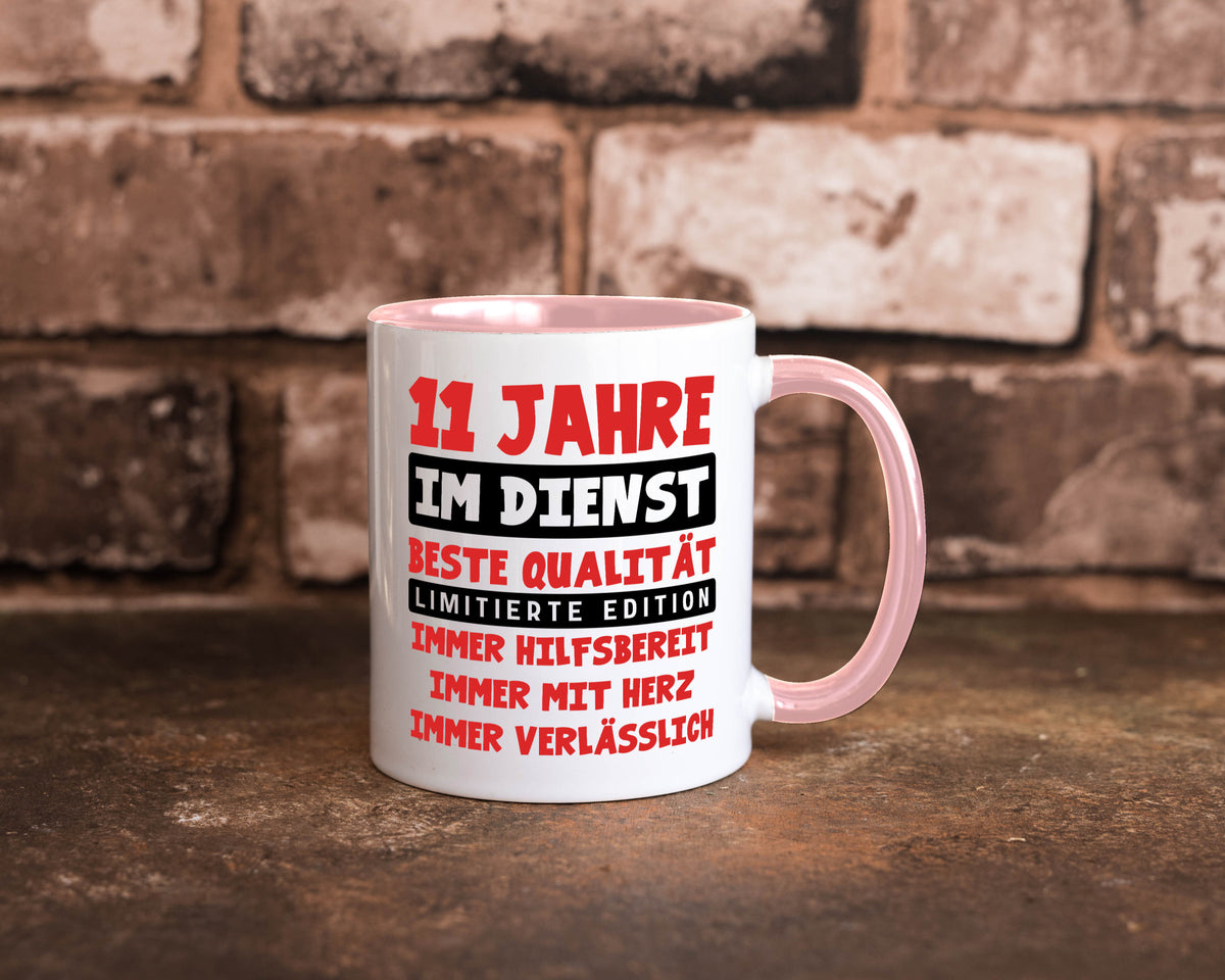 11 Jahre im Dienst | Jubiläum Arbeit v9 Geschenkidee Kollegen Büro Humor Tasse