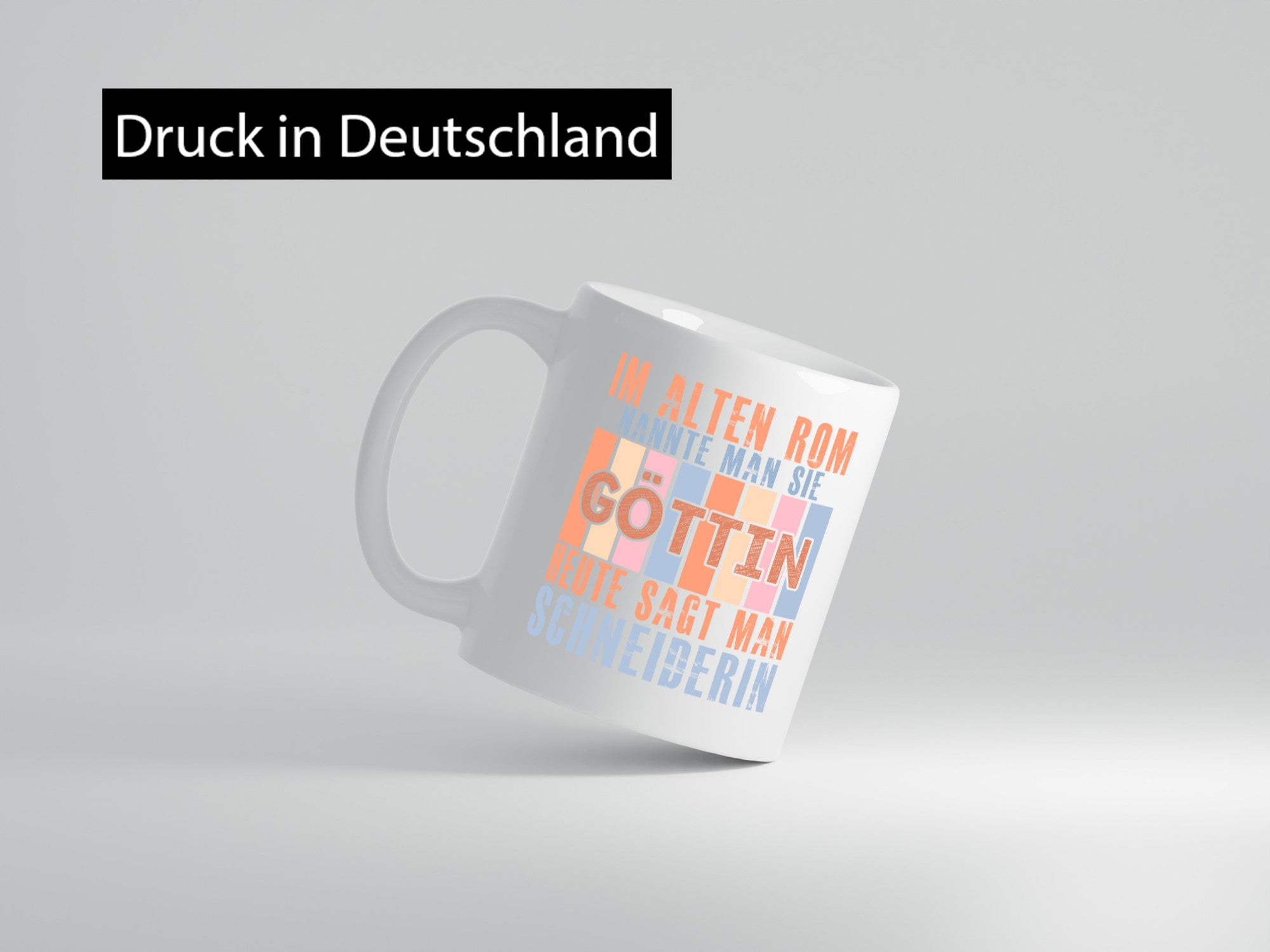 Heute sagt man: Schneiderin | Beruf Schneiderei Geschenk Arbeit Kollegen Büro