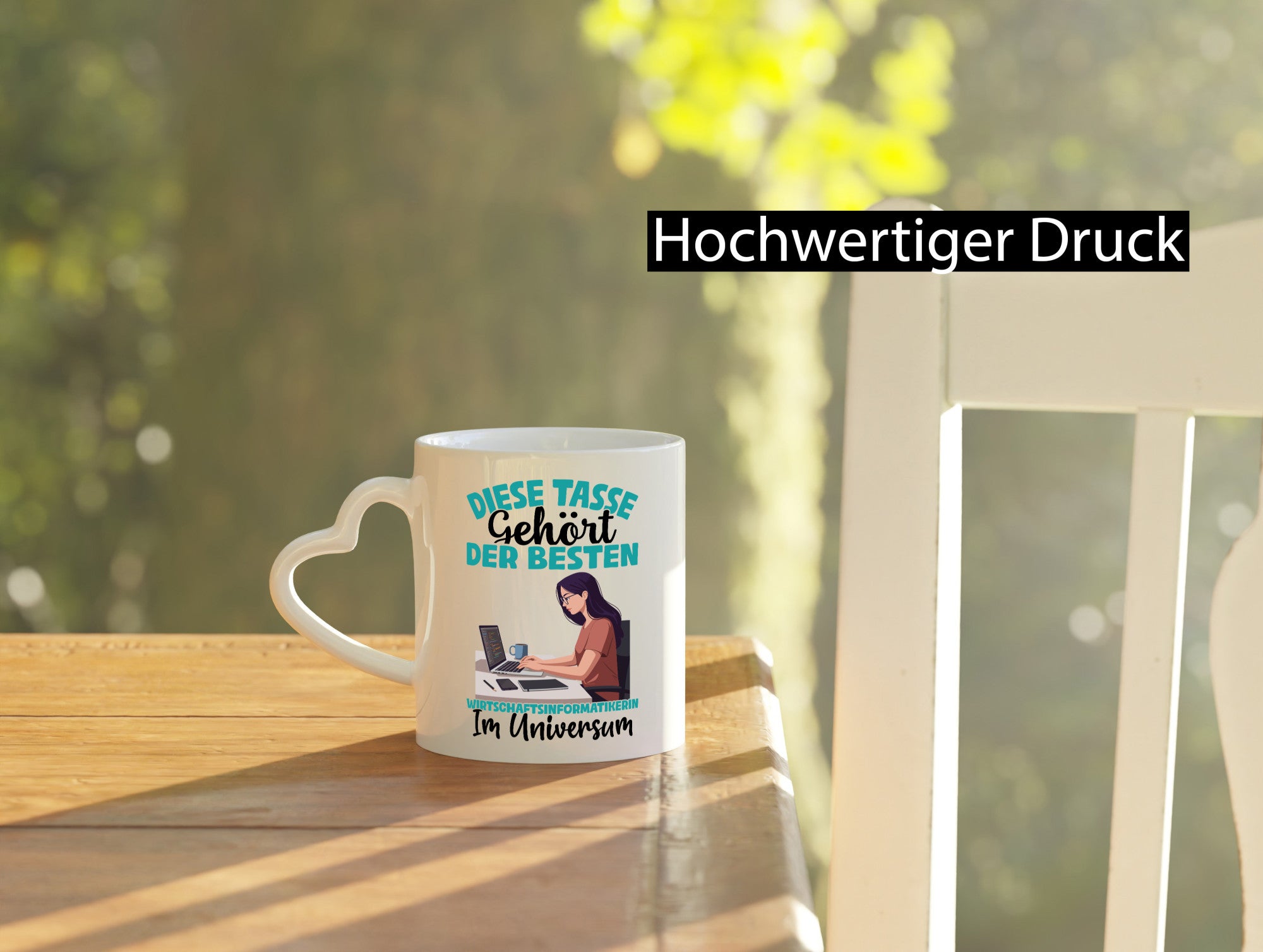 Im Universum: Wirtschaftsinformatikerin | Informatikin Geschenkidee Humor Tasse