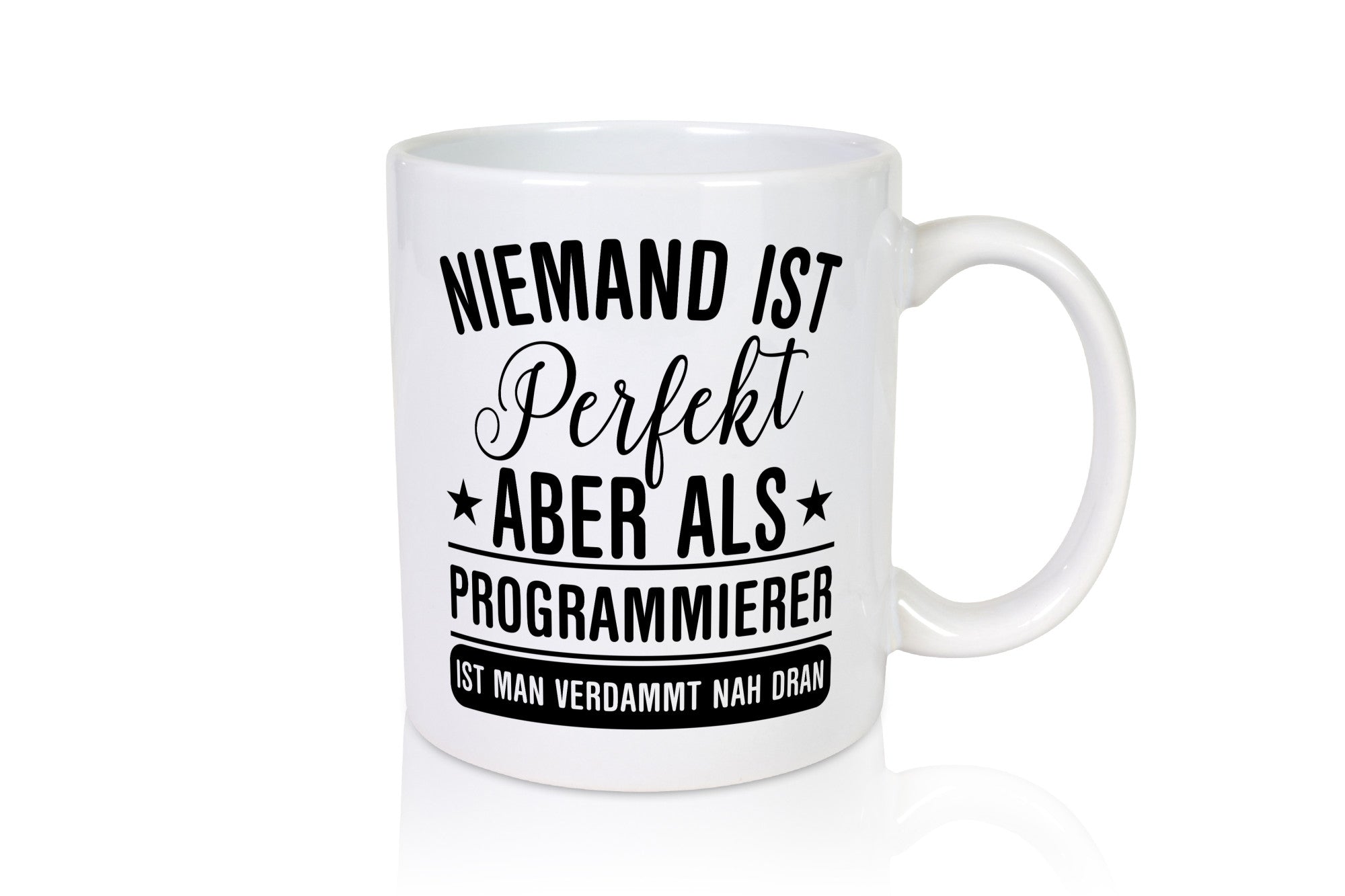Verdammt nah dran: Programmierer | Software Entwickler lustiger Spruch Geschenk