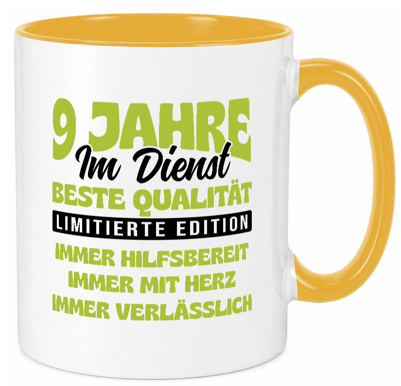 9 Jahre im Dienst | Jubiläum Arbeit v4 Geschenk Kollegen Büro lustiger Spruch Tasse