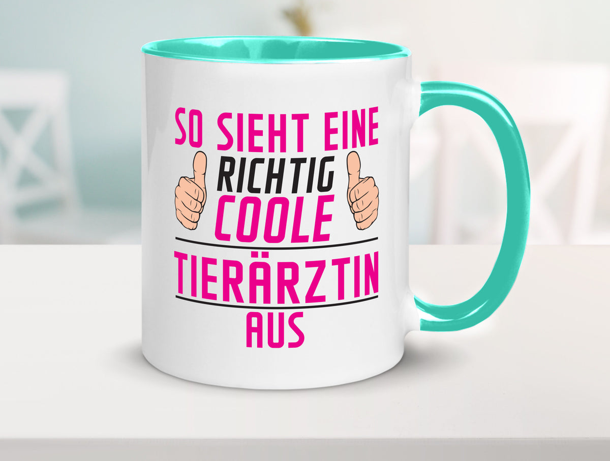 Richtig Coole Tierärztin | Mediziner Tiermedizin lustig Tierliebhaber Humor Tasse