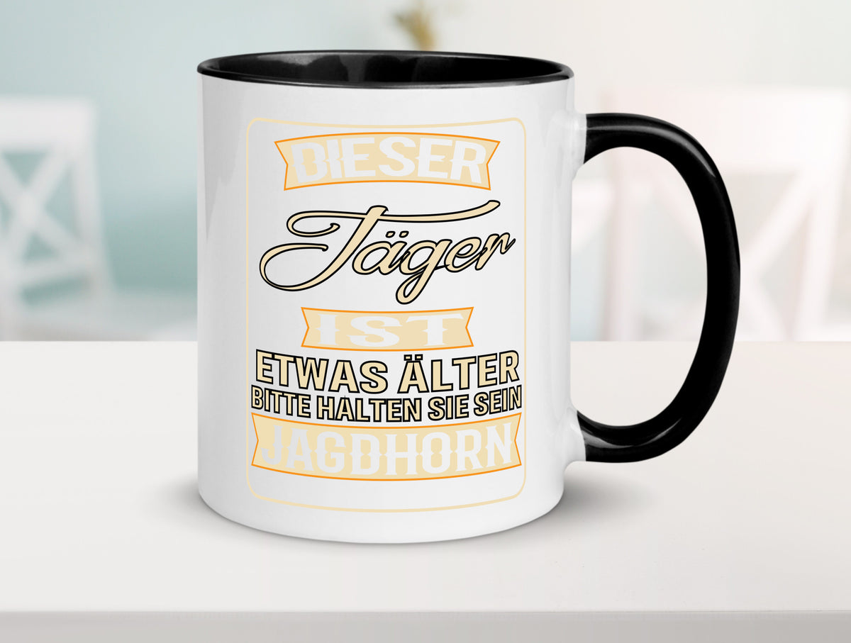 Dieser Jäger ist etwas Älter halten sie sein Jagthorn lustiger Spruch Geschenk Tasse