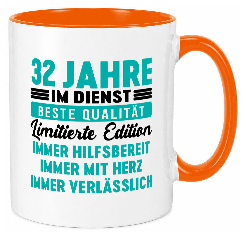 32 Jahre im Dienst | Jubiläum Arbeit v5 Geschenkidee Kollegen Büro Humor Tasse