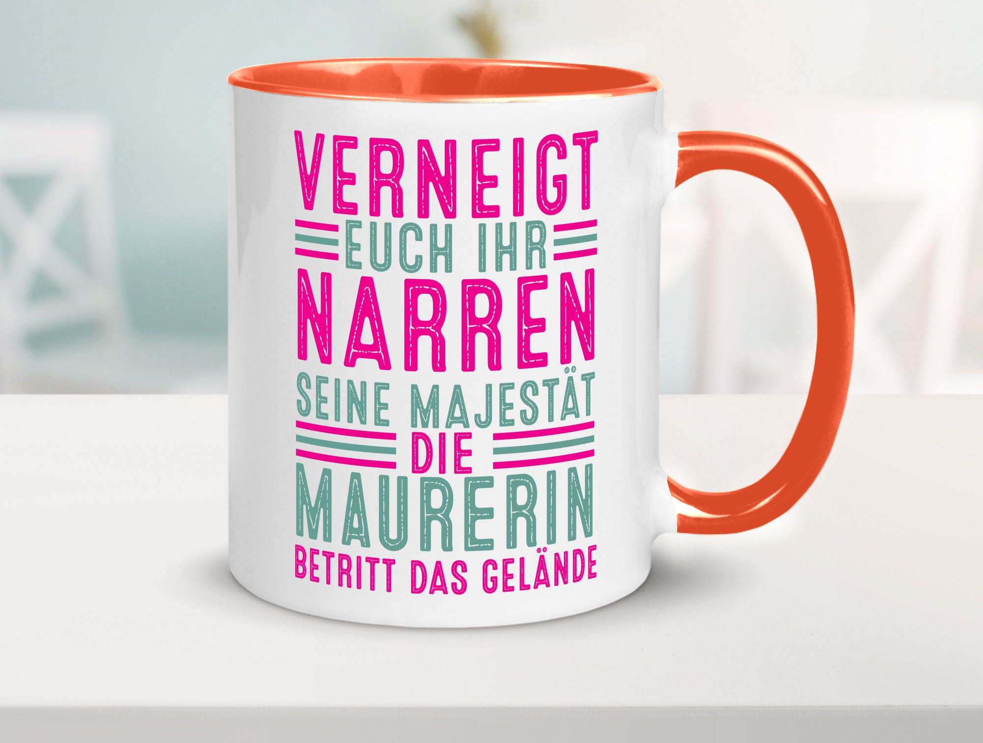Verneigt euch: Maurerin Humor Geschenkidee Tasse