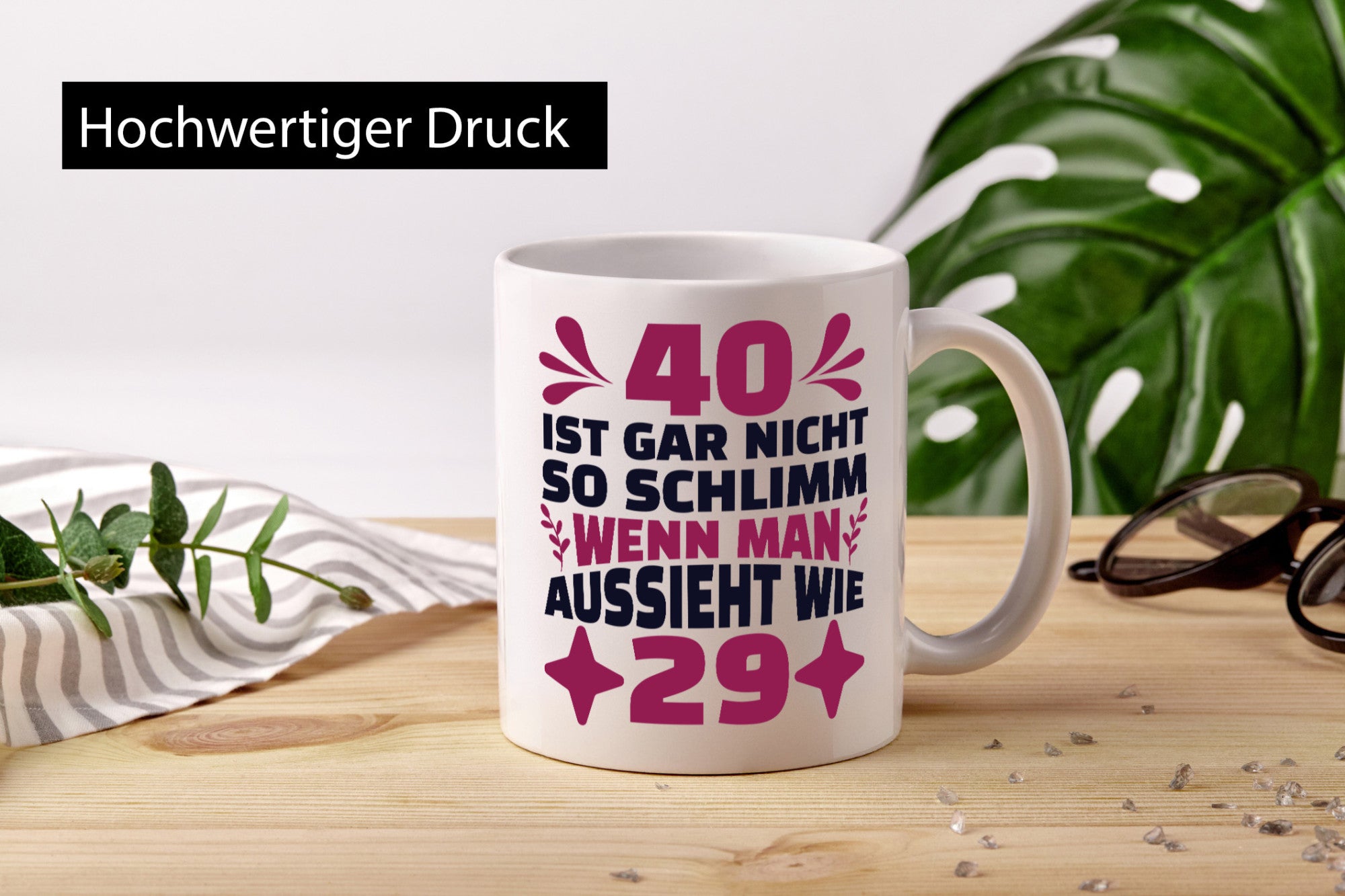 40 ist gar nicht schlimm | 40. Geburtstag Jung aussehen Geschenkidee Humor Tasse