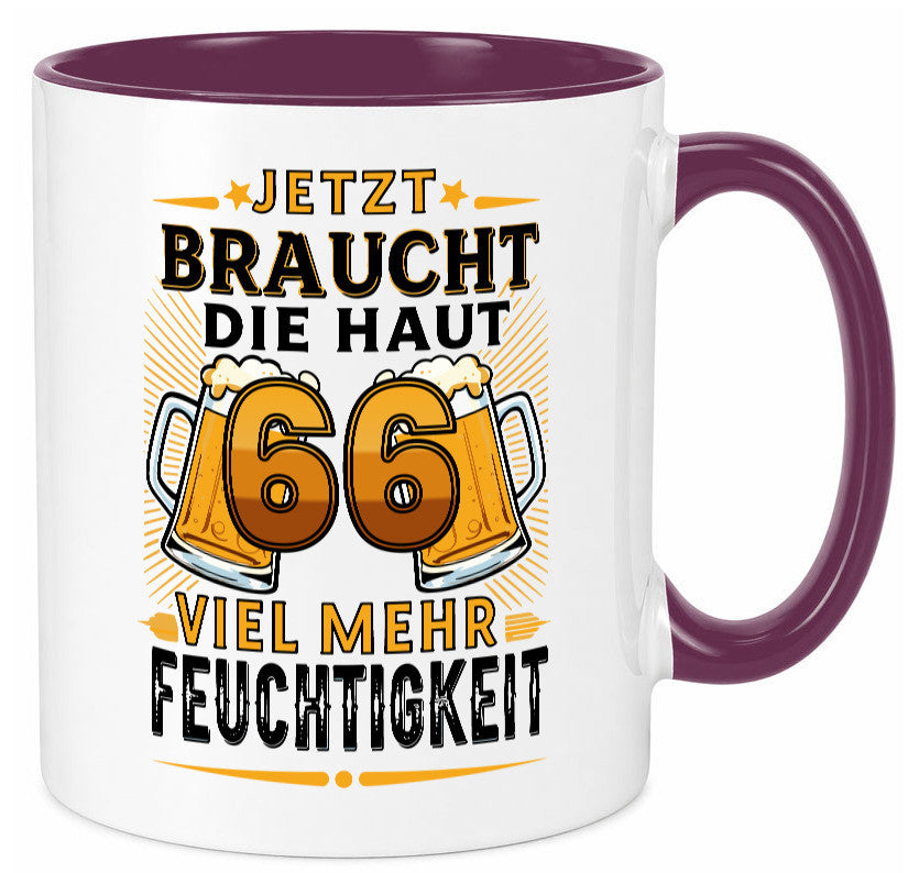 66 braucht die haut mehr Feuchtigkeit | 66. Geburtstag Humor Geschenkidee Tasse