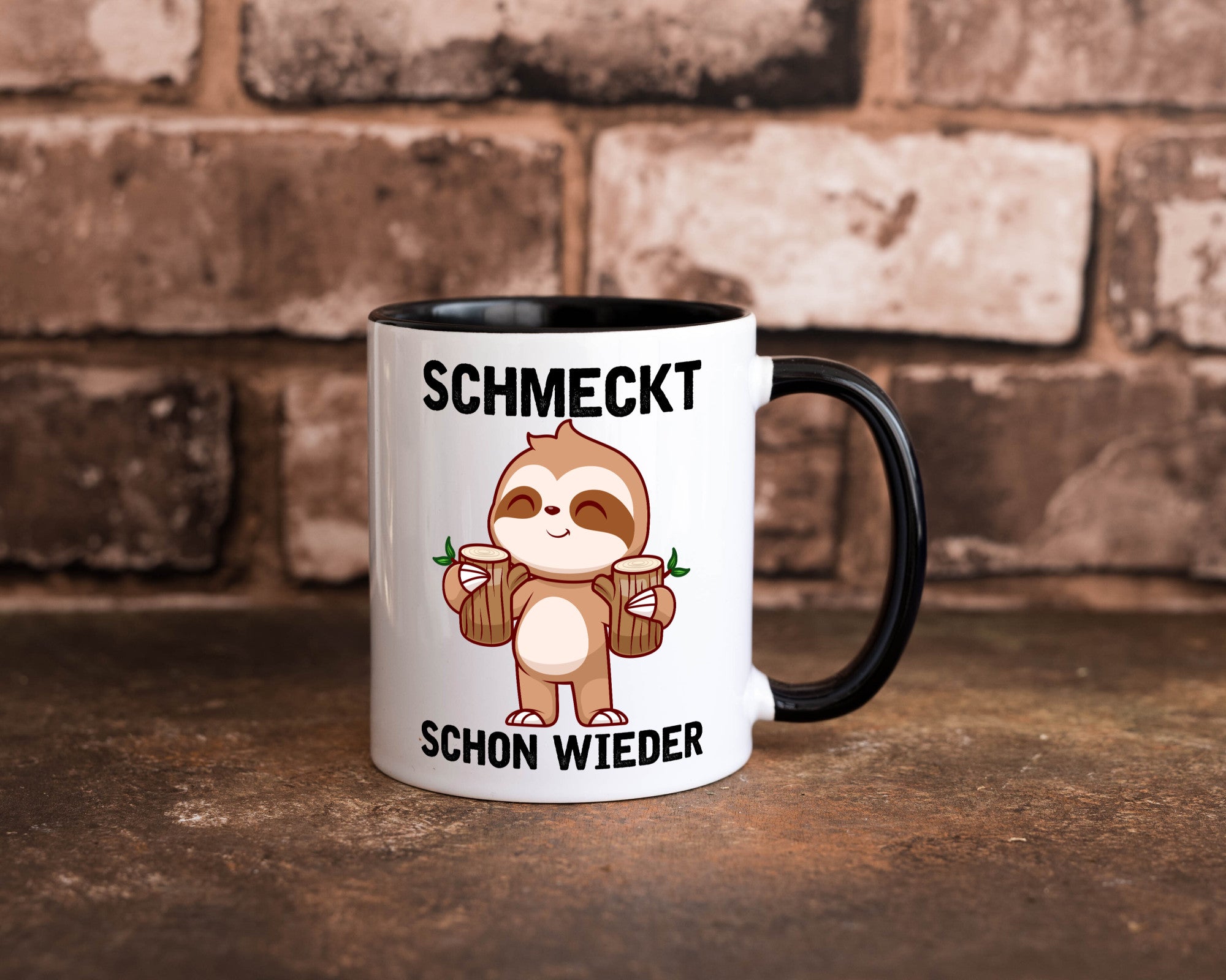 Schmeckt schon wieder | Frankfurt Hessen v2 Geschenkidee Humor Tasse
