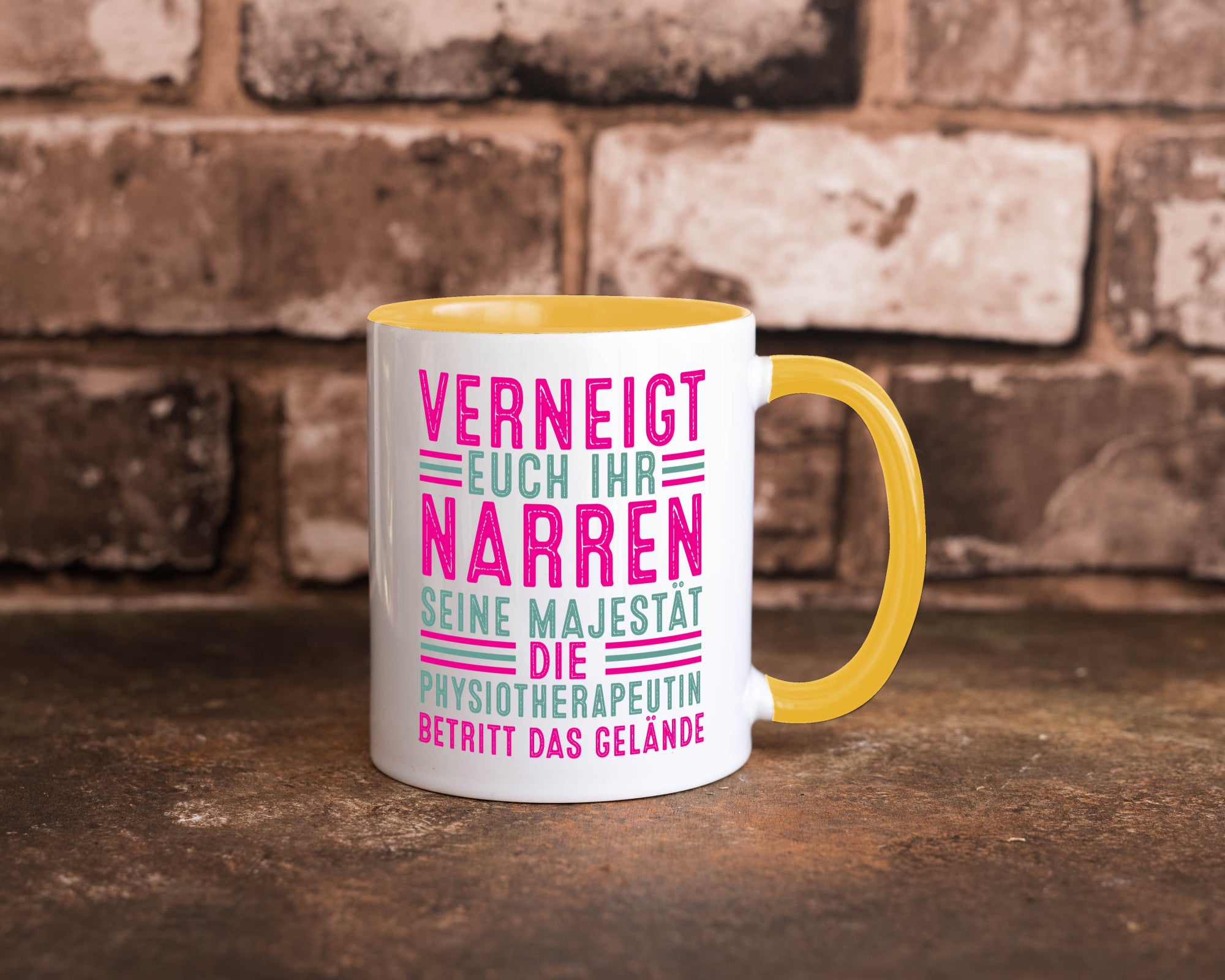 Verneigt euch: Physiotherapeutin Humor Geschenkidee Tasse