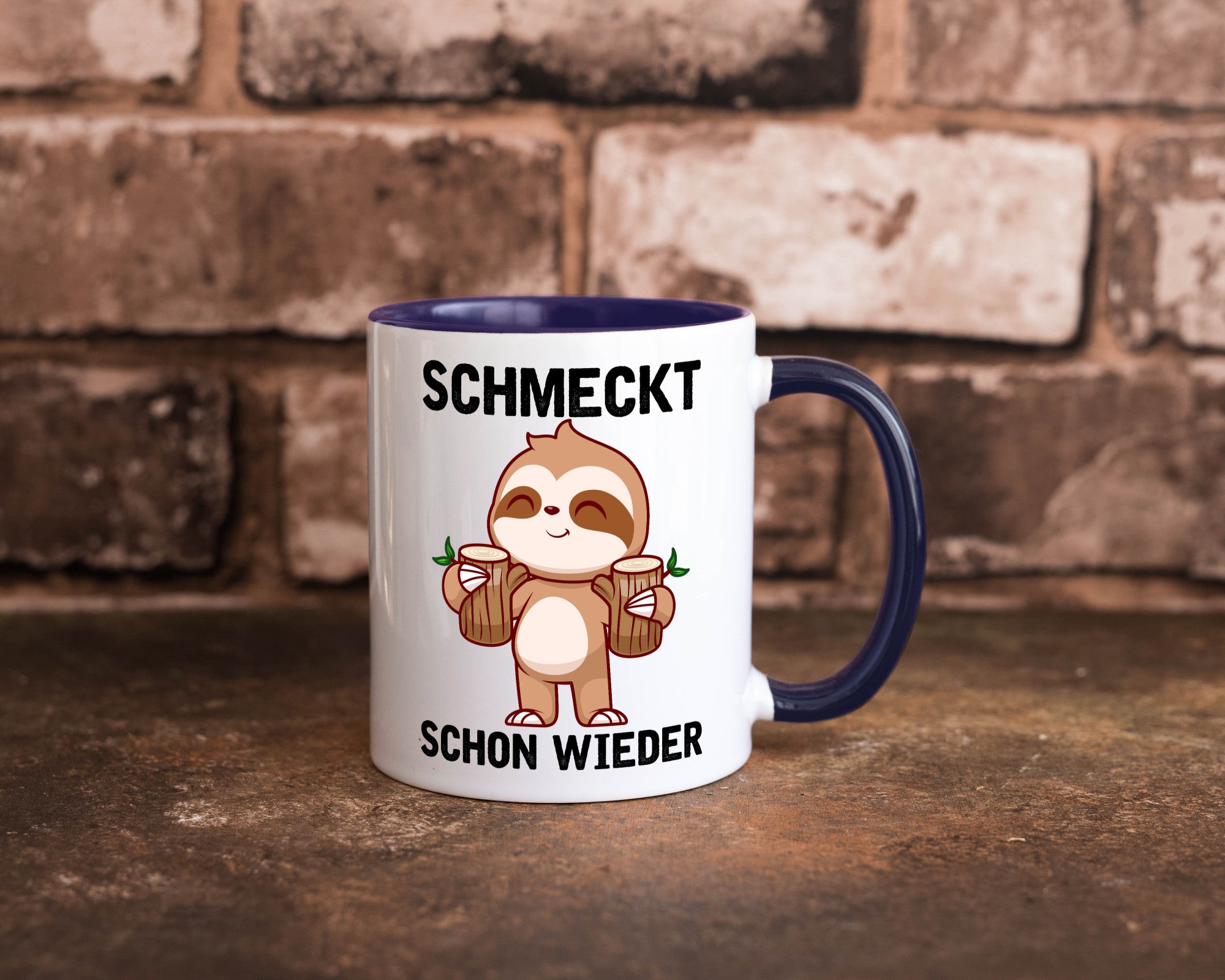 Schmeckt schon wieder | Frankfurt Hessen v2 Geschenkidee Humor Tasse