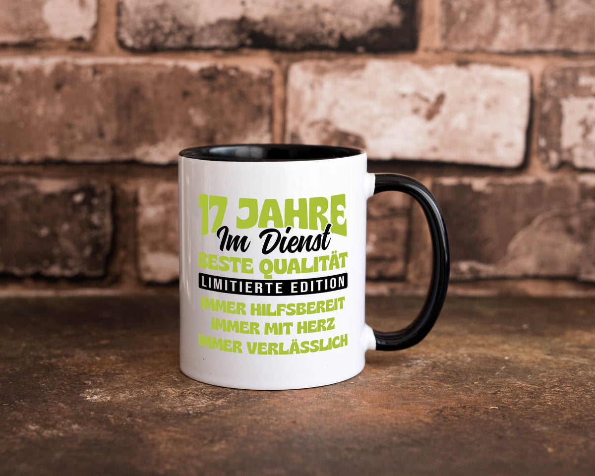 17 Jahre im Dienst | Jubiläum Arbeit v4 Geschenk Kollegen Büro lustiger Spruch Tasse