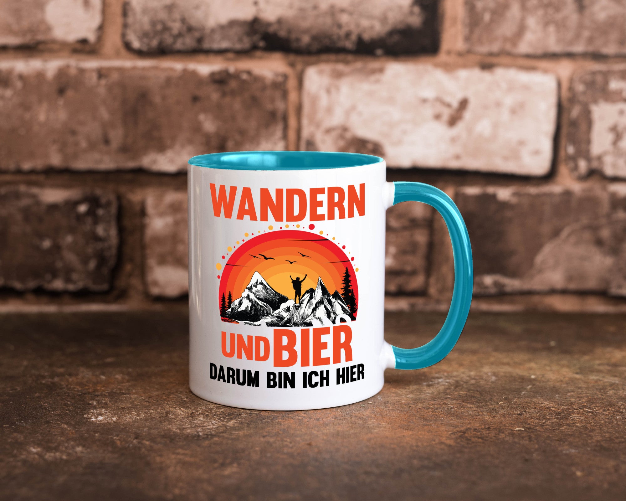 Wandern und Bier darum bin ich hier | lustiger Spruch Geschenk Humor