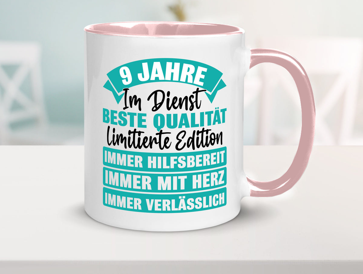 9 Jahre im Dienst | Jubiläum Arbeit Humor Kollegen Büro Geschenkidee Tasse
