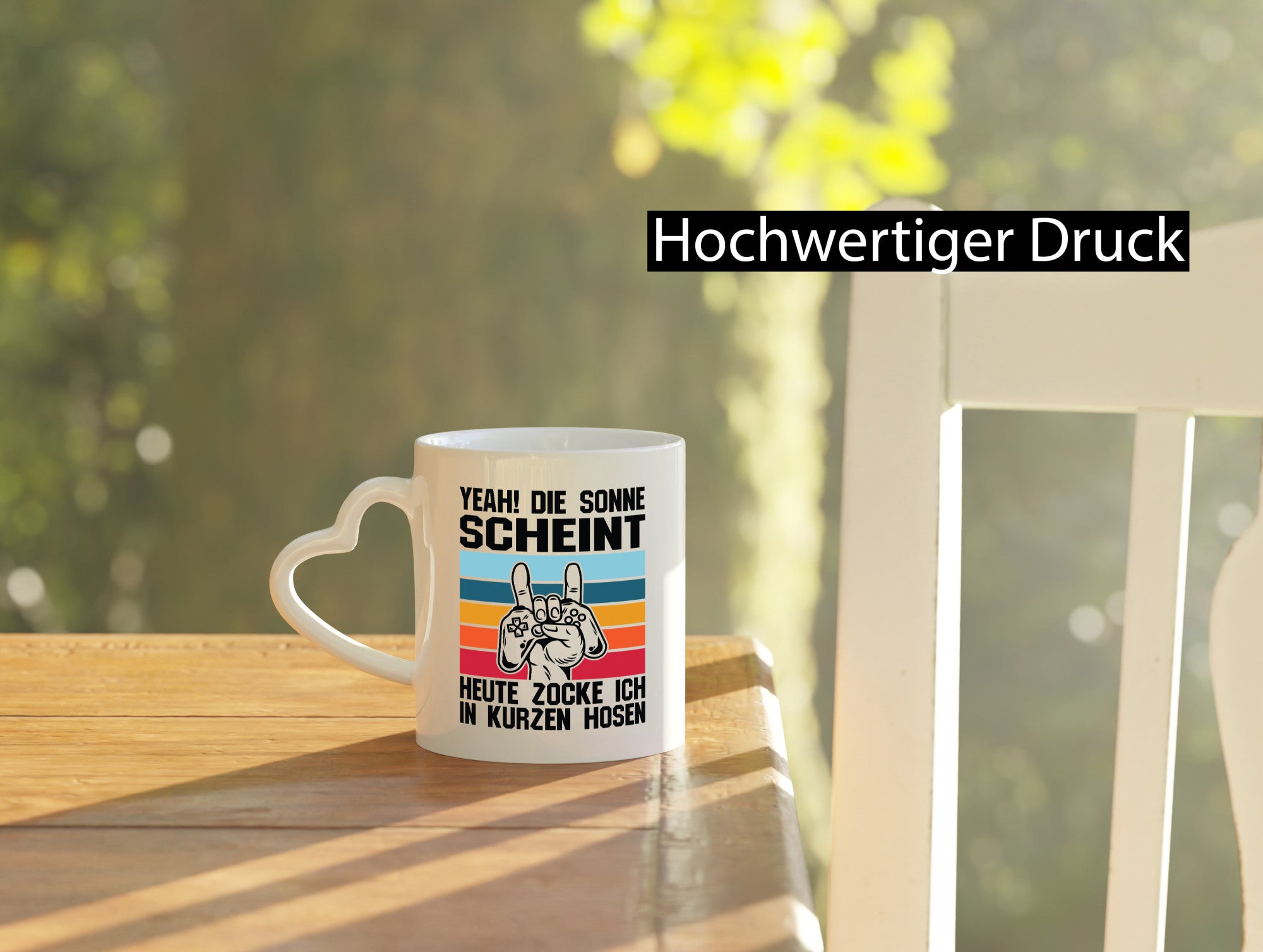 Die Sonne scheint | In Kurze Hosen Zocken Gamer Geschenkidee Humor Tasse