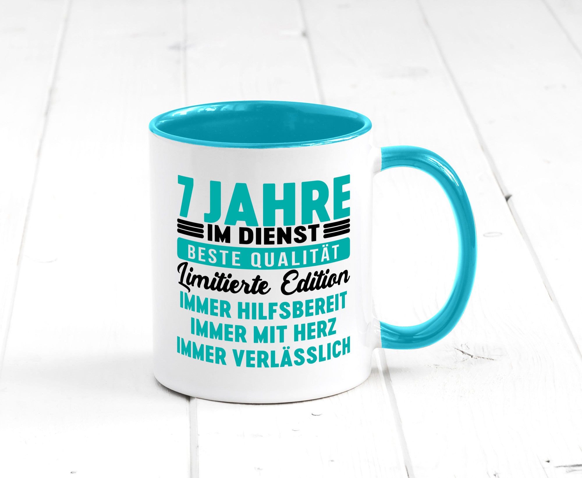 7 Jahre im Dienst | Jubiläum Arbeit v5 Humor Kollegen Büro Geschenkidee Tasse