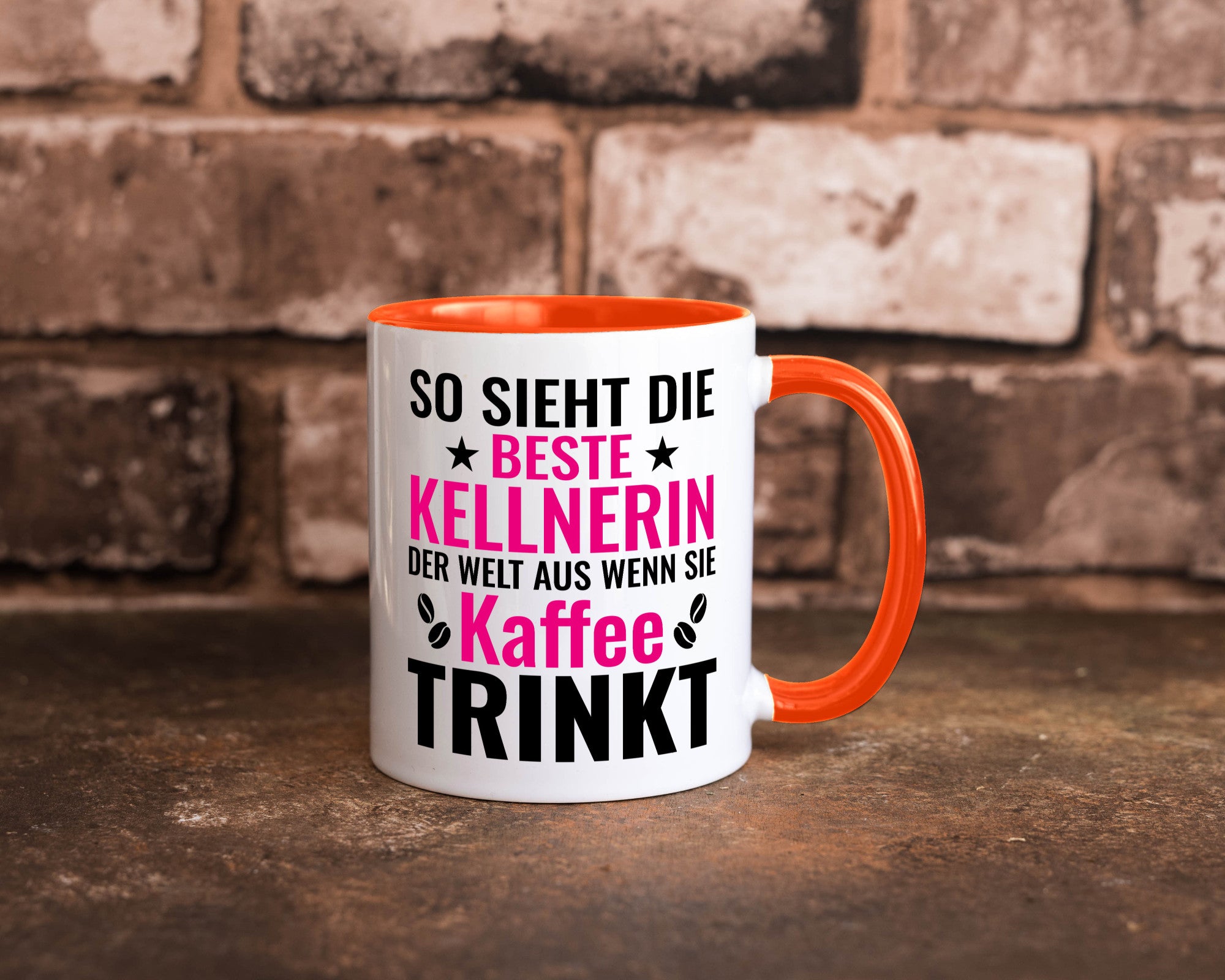 Kaffee trinkt: Kellnerin | Beruf kellnern Bedienung Humor Arbeit Kollegen Büro