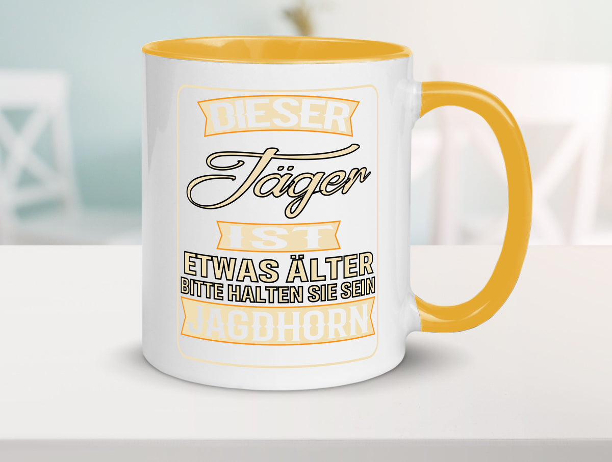 Dieser Jäger ist etwas Älter halten sie sein Jagthorn lustiger Spruch Geschenk Tasse