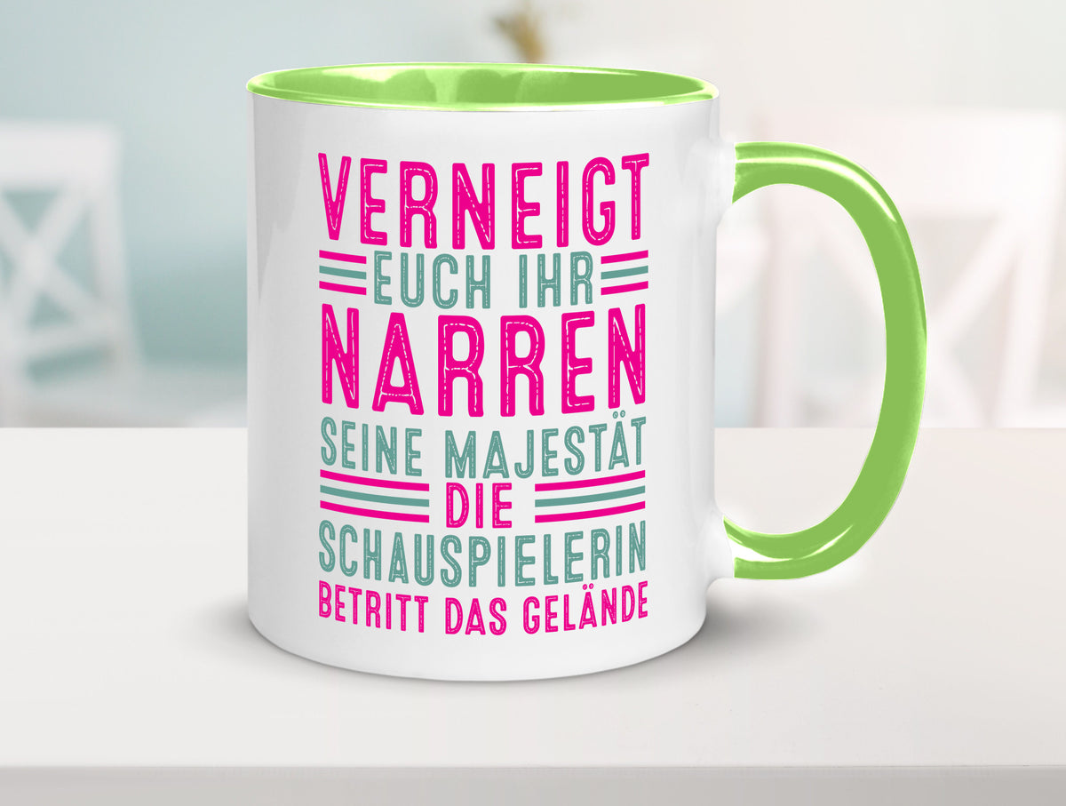 Verneigt euch: Schauspielerin | Theater Humor Geschenkidee Tasse