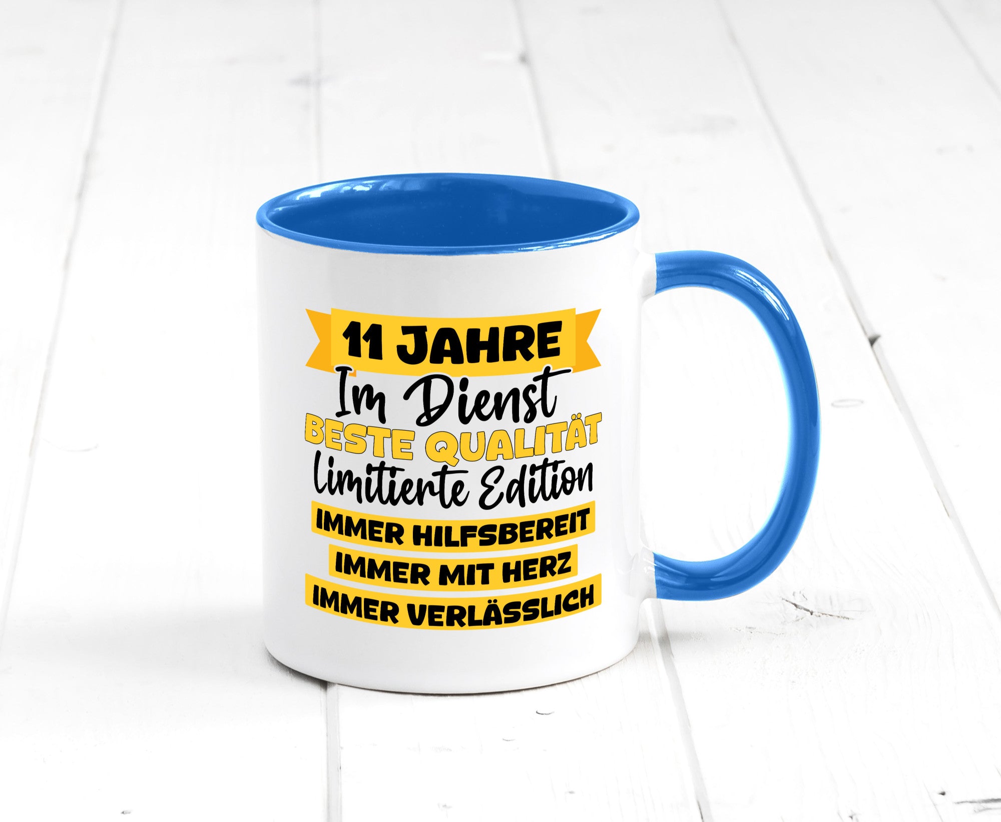 11 Jahre im Dienst | Jubiläum Arbeit v8 Humor Kollegen Büro Geschenkidee Tasse