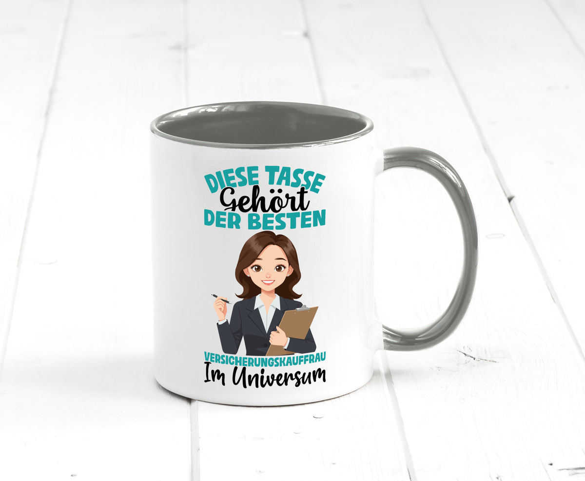 Im Universum: Versicherungskauffrau | Kauffrau lustig Humor Geschenkidee Tasse