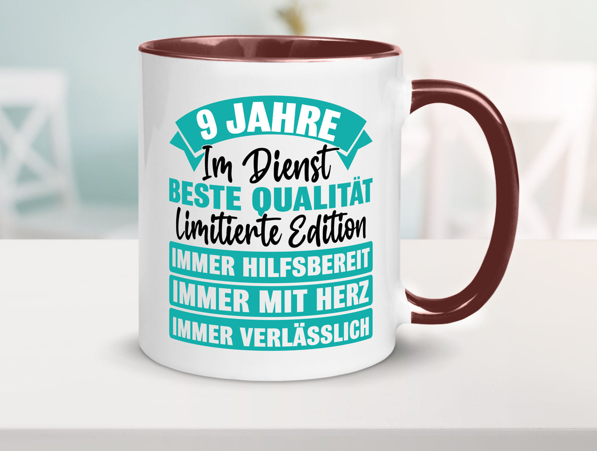 9 Jahre im Dienst | Jubiläum Arbeit Humor Kollegen Büro Geschenkidee Tasse