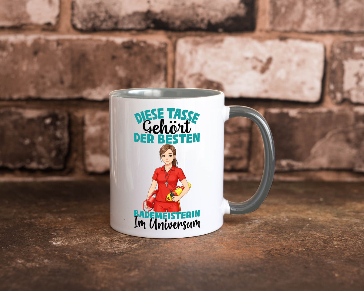 Im Universum: Bademeisterin | Schwimmmeisterin Geschenk Humor Geschenkidee Tasse