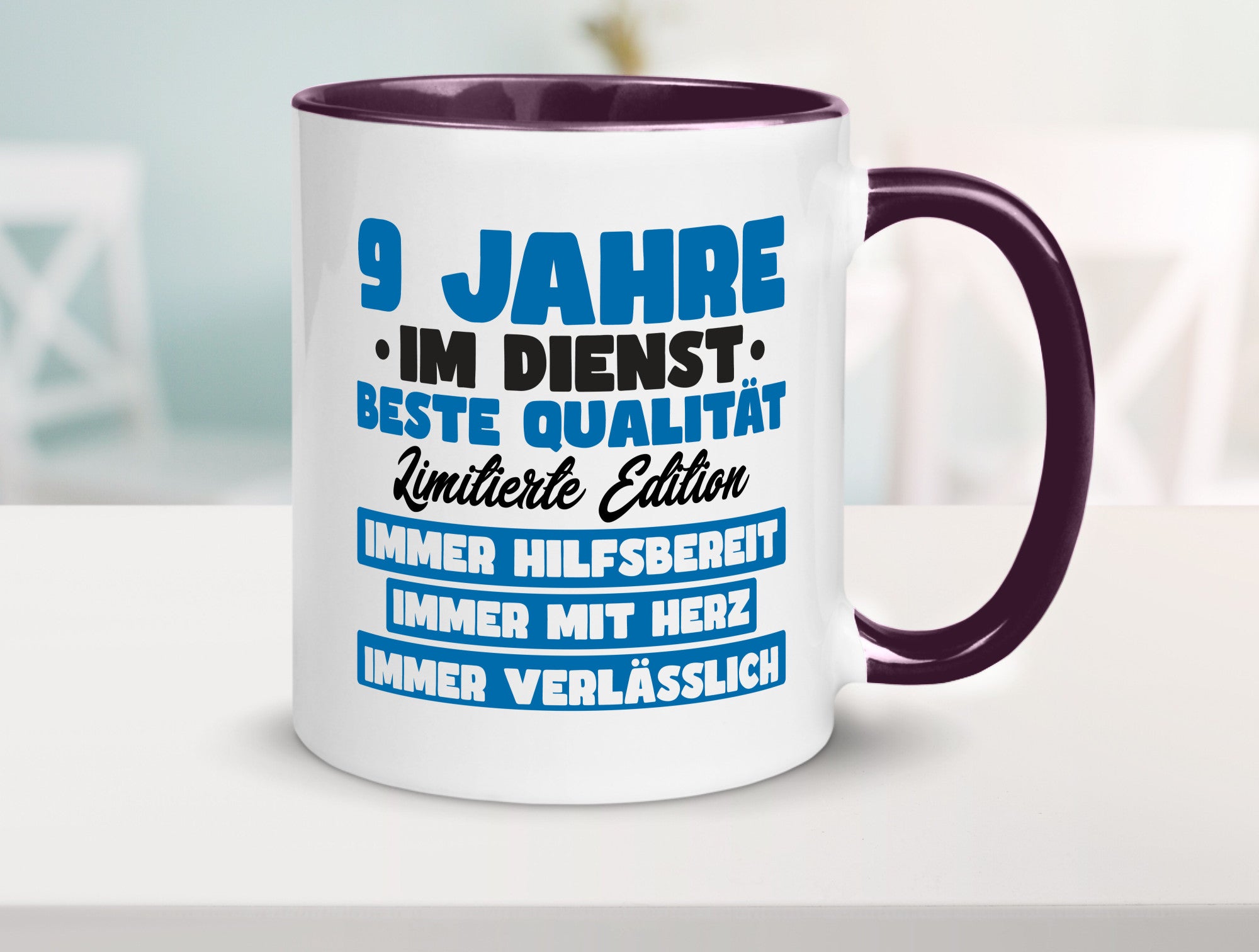 9 Jahre im Dienst | Jubiläum Arbeit v7 lustig Kollegen Büro Geschenk Tasse