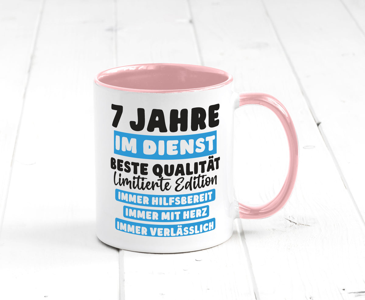 7 Jahre im Dienst | Jubiläum Arbeit v6 lustig Kollegen Büro Geschenk Tasse