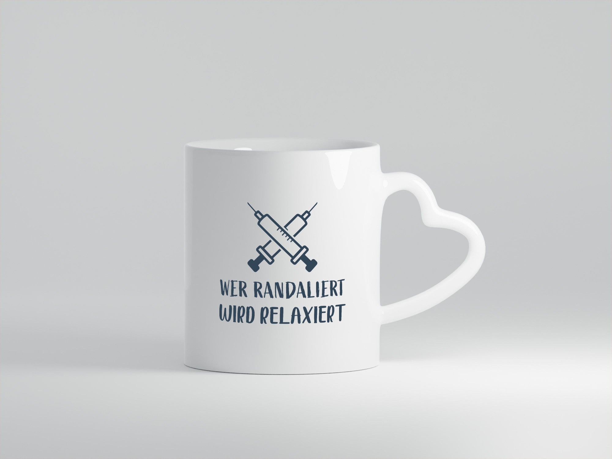 Wer randaliert wird relaxiert | Spritzen Krankenhaus Geschenkidee Humor Tasse