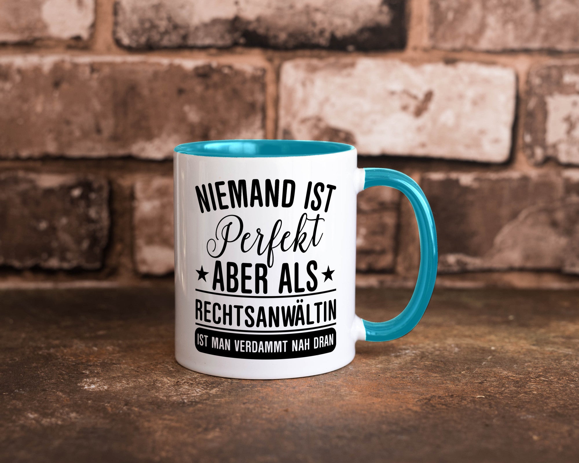 Verdammt nah dran: Rechtsanwältin | Jurstin Anwältin lustiger Spruch Geschenk