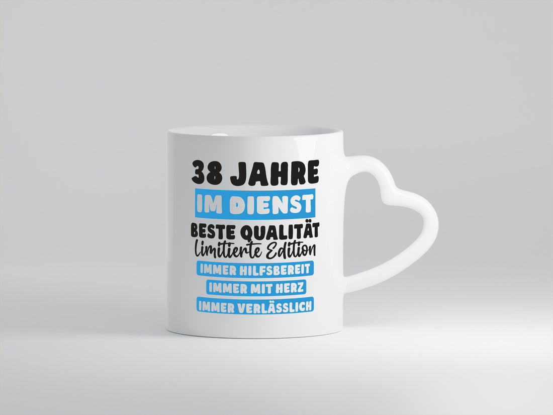 38 Jahre im Dienst | Jubiläum Arbeit v6 Geschenk Kollegen Büro lustiger Spruch Tasse