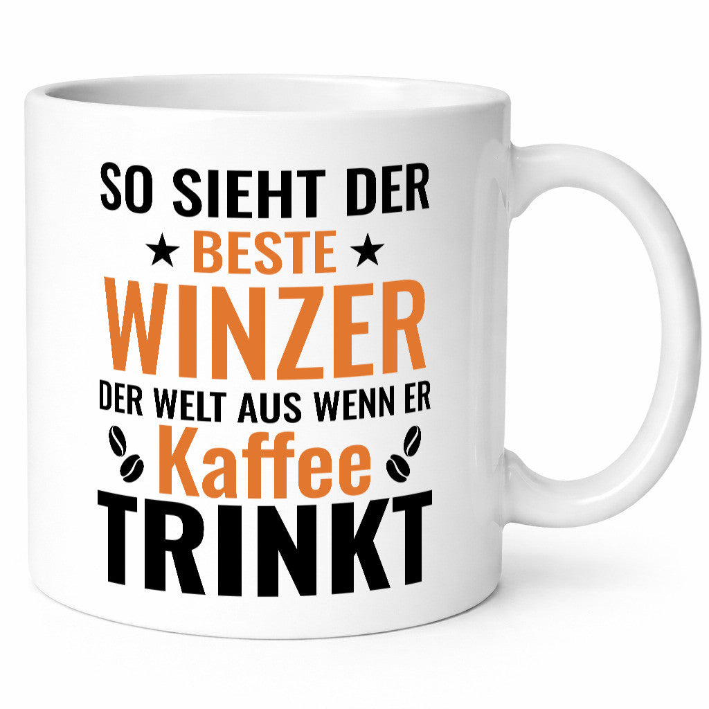 Kaffee trinkt: Winzer | Weinbauer Wein Humor Geschenkidee Tasse