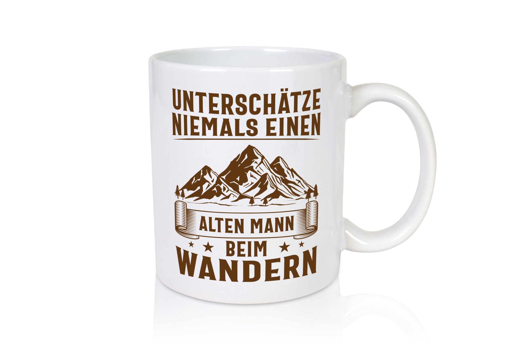 Unterschätze keinen alten Mann beim Wandern | Gebirge Geschenkidee Humor Tasse