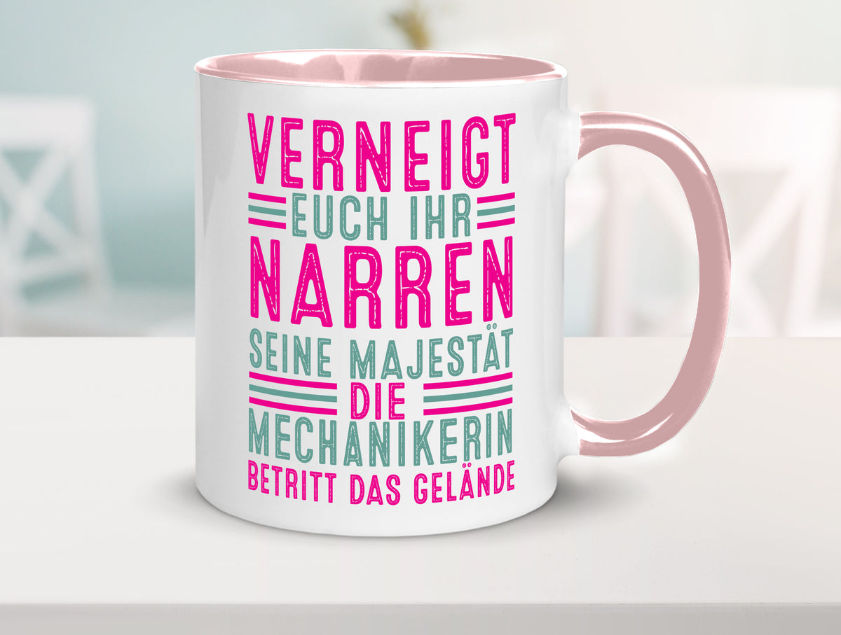 Verneigt euch: Mechanikerin | KFZ lustiger Spruch Geschenk Humor Geschenkidee Tasse