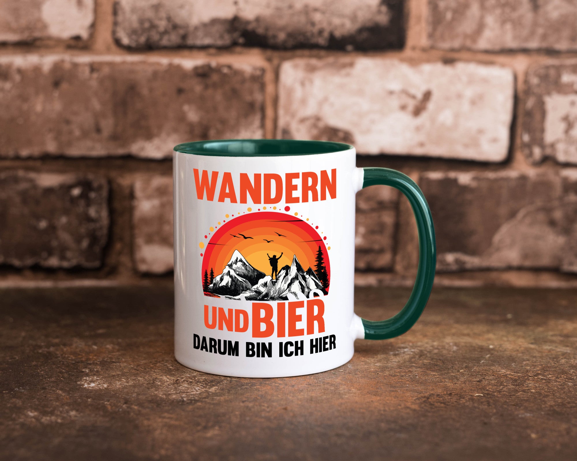 Wandern und Bier darum bin ich hier | lustiger Spruch Geschenk Humor