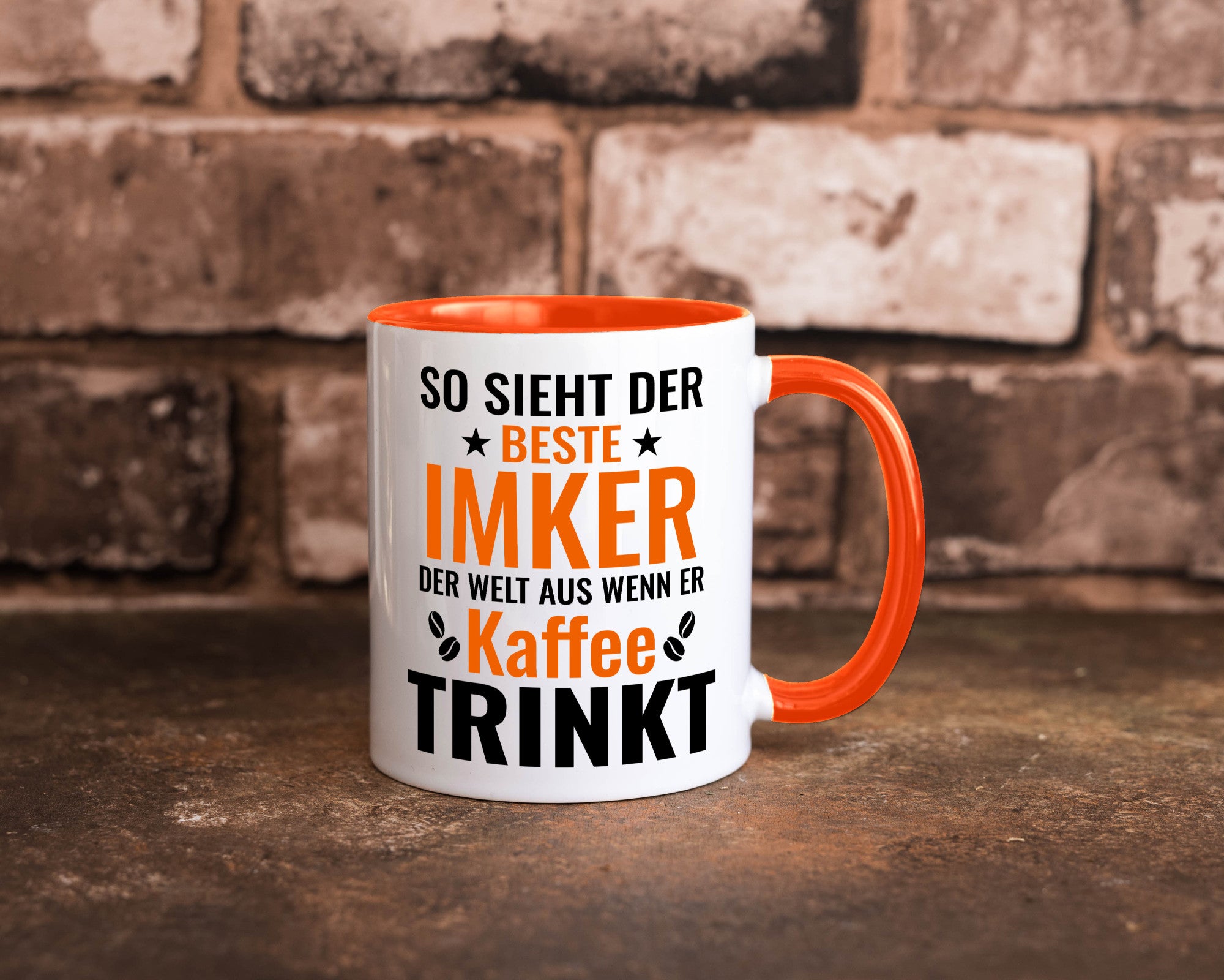 Kaffee trinkt: Imker | Imkerei lustiger Spruch Geschenk Humor Geschenkidee Tasse