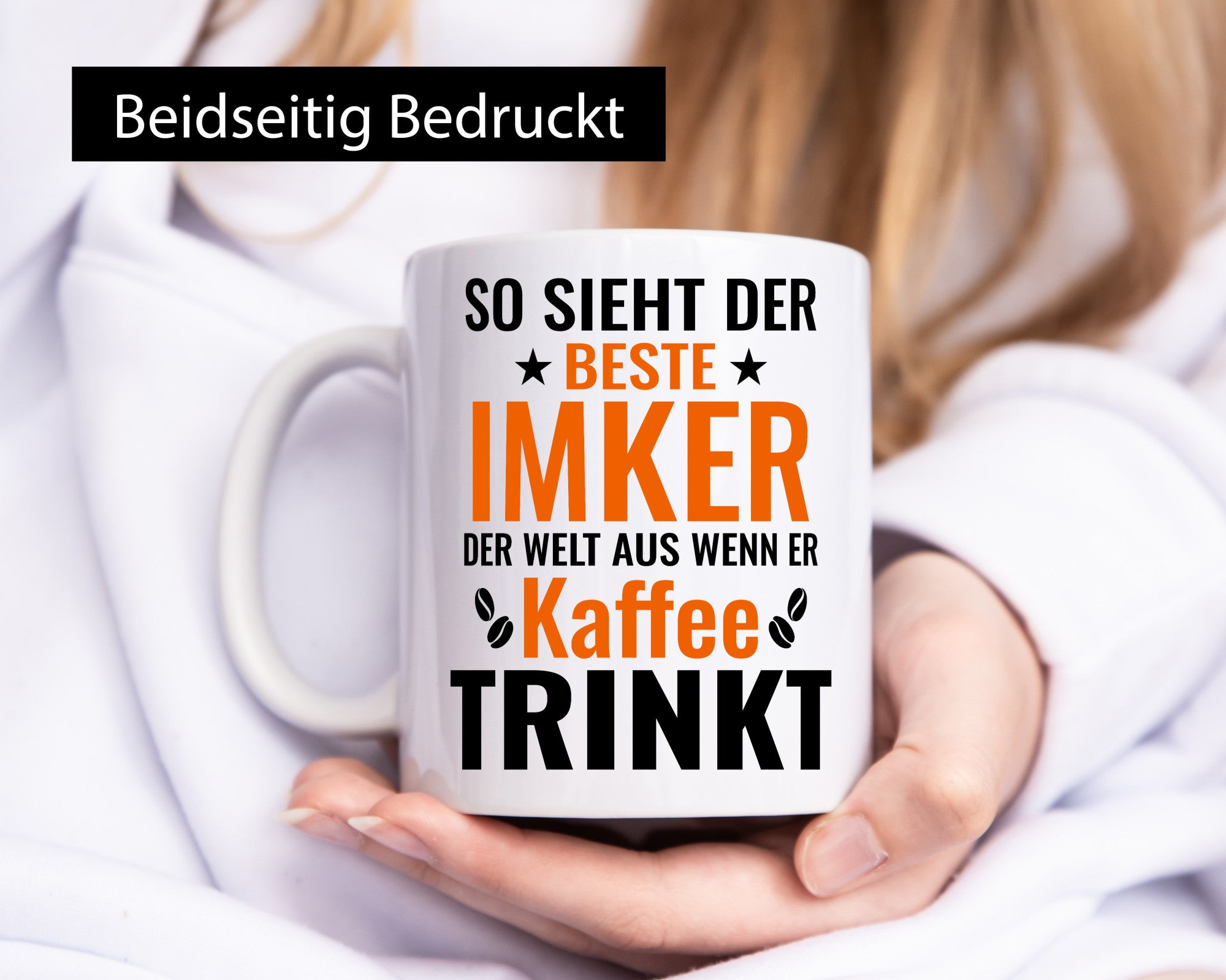 Kaffee trinkt: Imker | Imkerei lustiger Spruch Geschenk Humor Geschenkidee Tasse