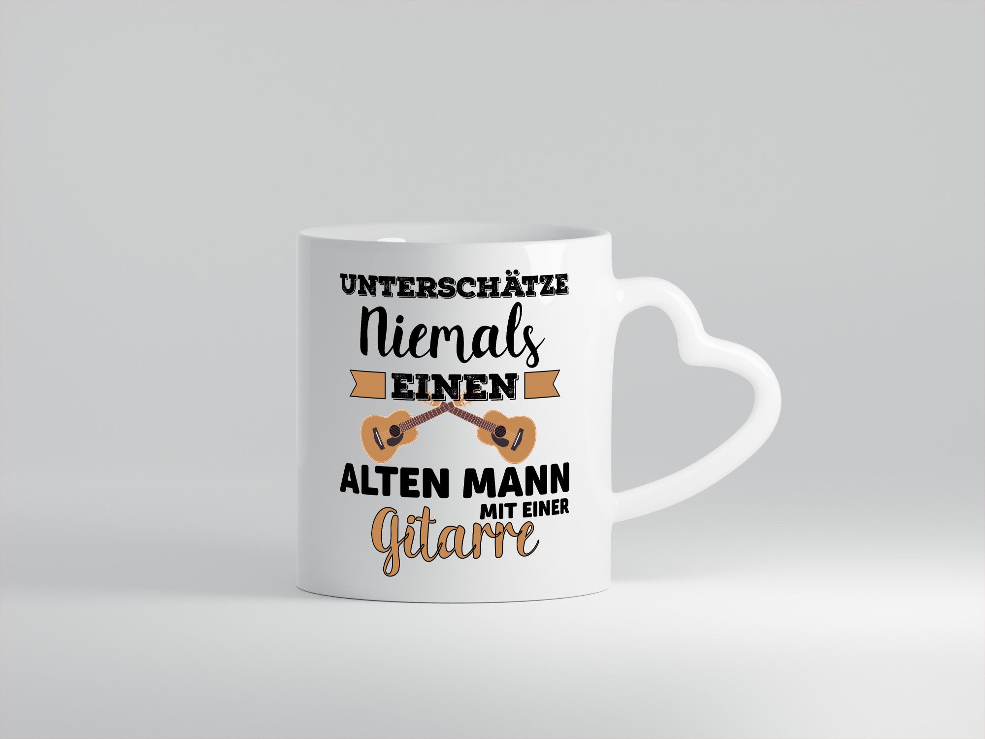Alter Mann mit einer Gitarre | Musik Gitarrenspieler lustig Humor Geschenkidee