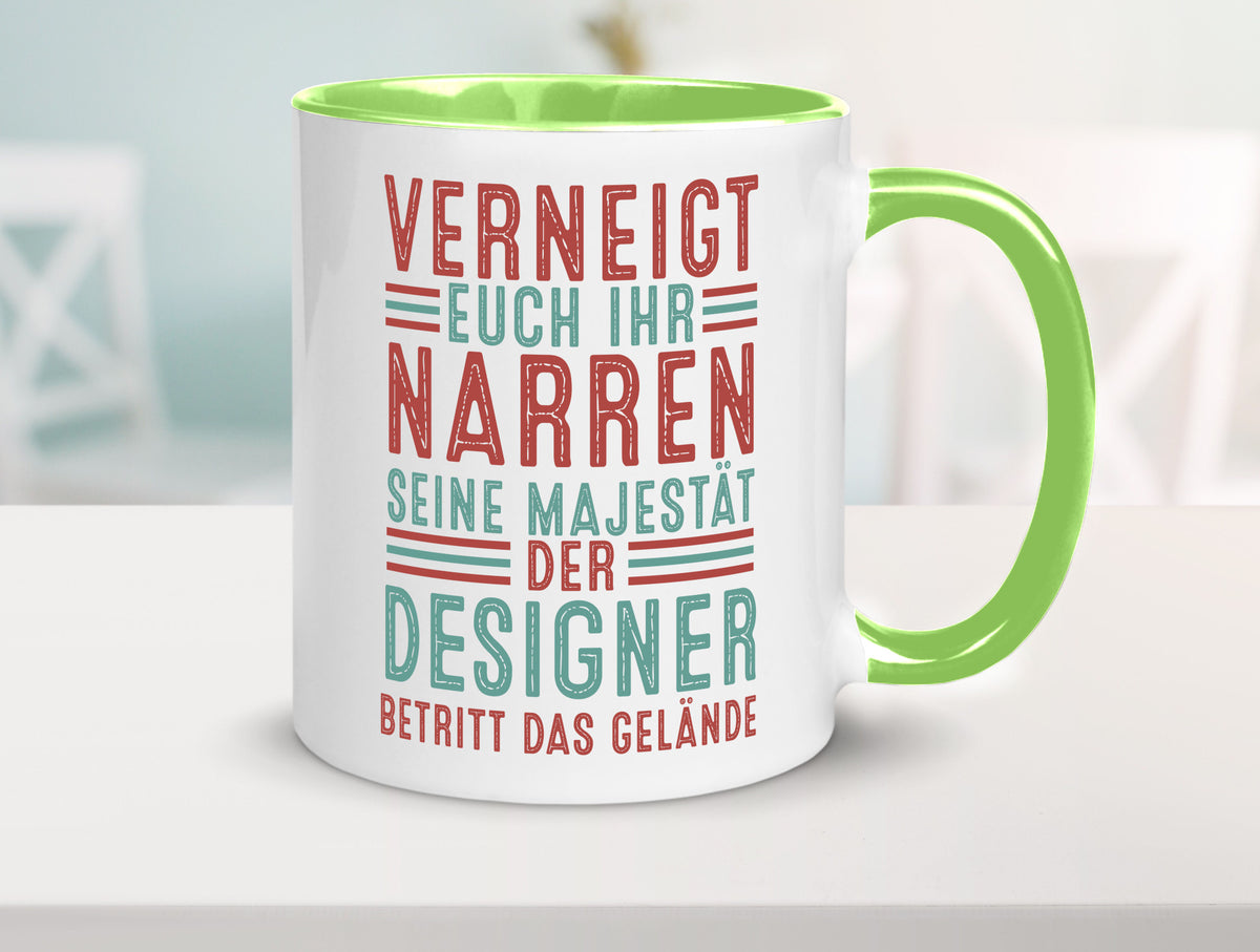 Verneigt euch: Designer Beruf | Mode v2 Humor Arbeit Kollegen Büro Geschenkidee Tasse